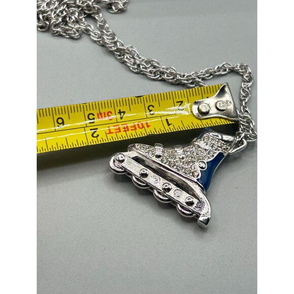 Vintage Swarovski Swan Rollerblade Skate Pendant Necklace Spinning Wheels - Picture 8 of 11